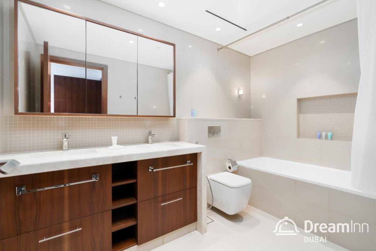 Dream Inn Apartment- Tajer Souk Al Bahar Дубай Екстериор снимка
